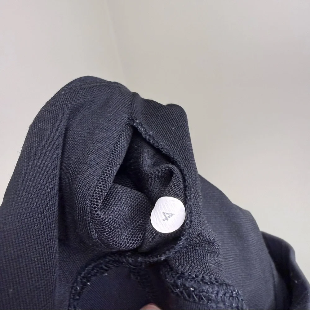 Lululemon Energy Bra Black – First Release Authentic & Hard to Find Original - Picture 5 of 5